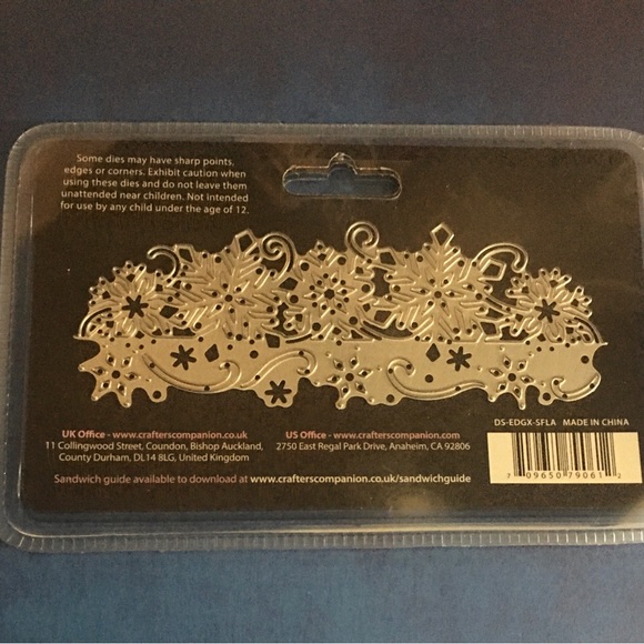 Crafter’s Companion Edge’ables Snowflake Die - Picture 2 of 2